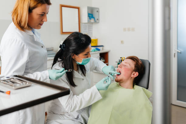 Best Holiday Emergency Dentist in Devens, MA